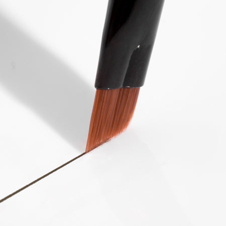 Super Fine Angled Brow Brush